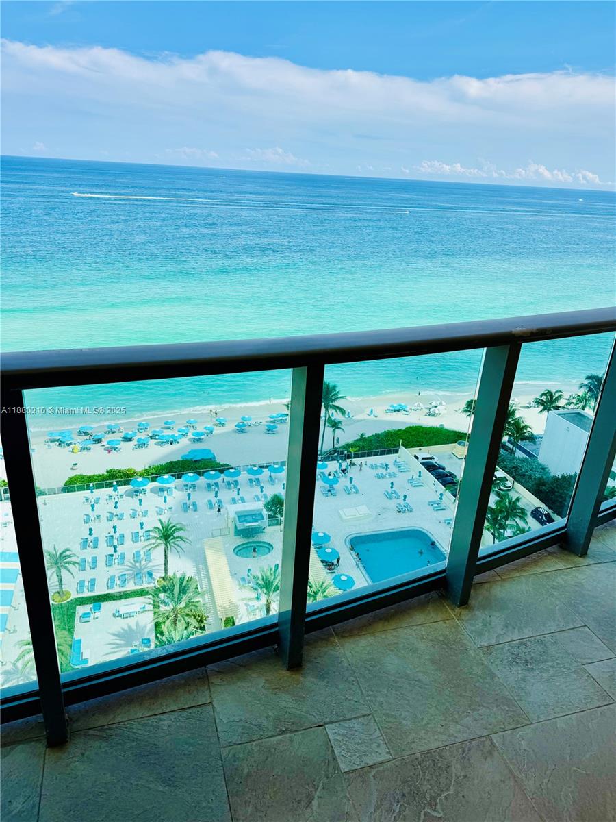 WAVE CONDO - Residential Lease