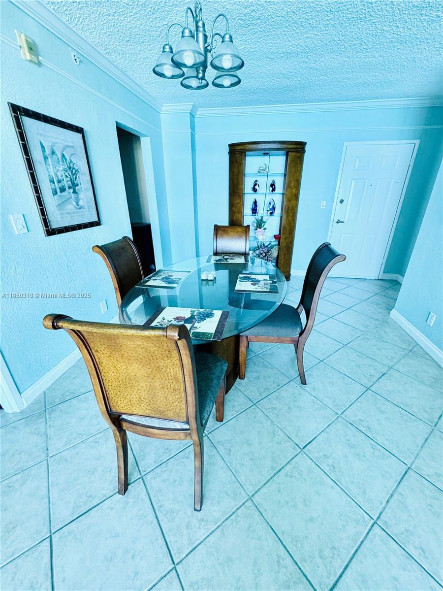 WAVE CONDO - Residential Lease