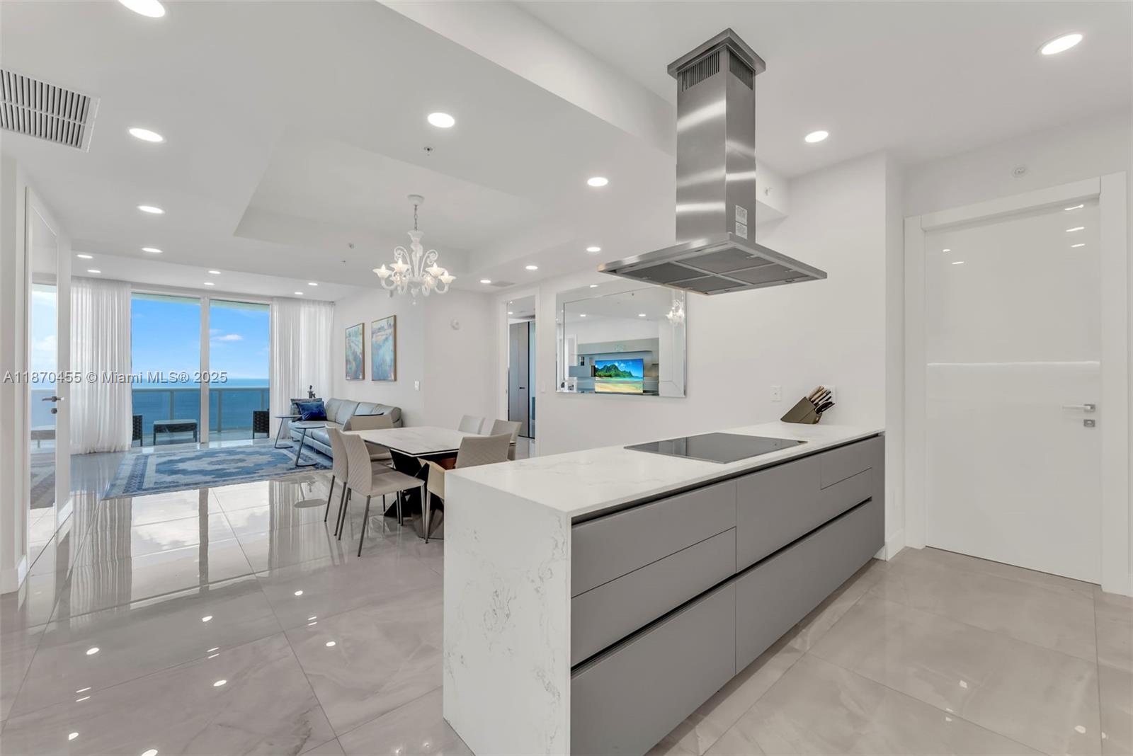 18201 Collins Ave 4606