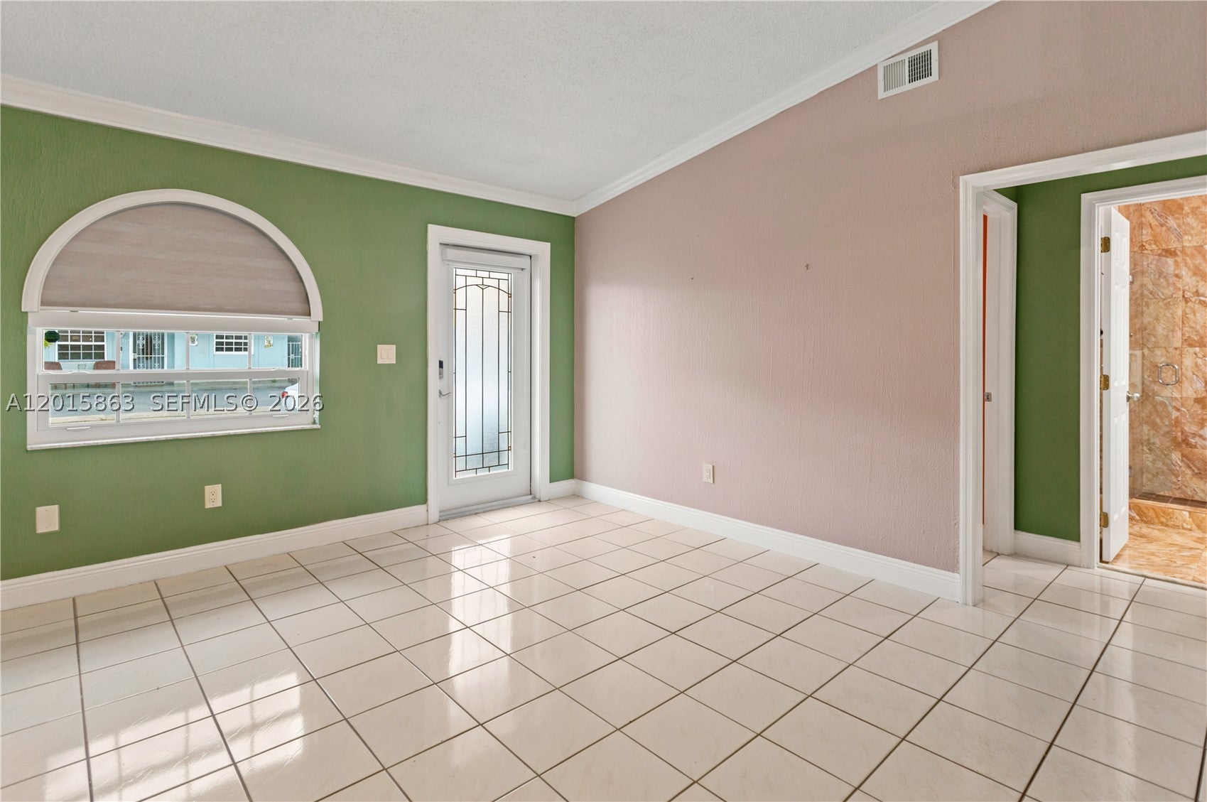5471 W 27th Ct, Hialeah FL 33016