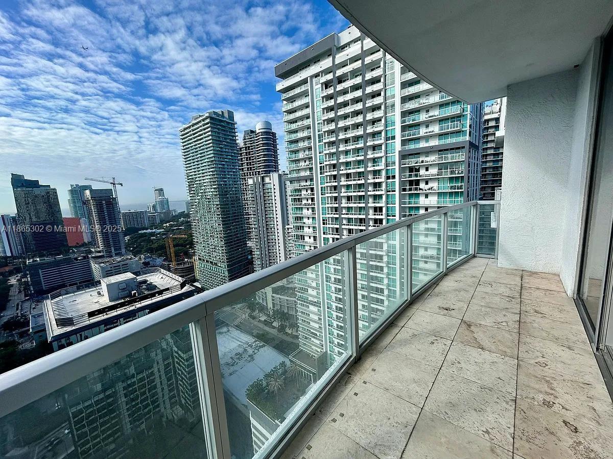 1060 Brickell Ave 3309