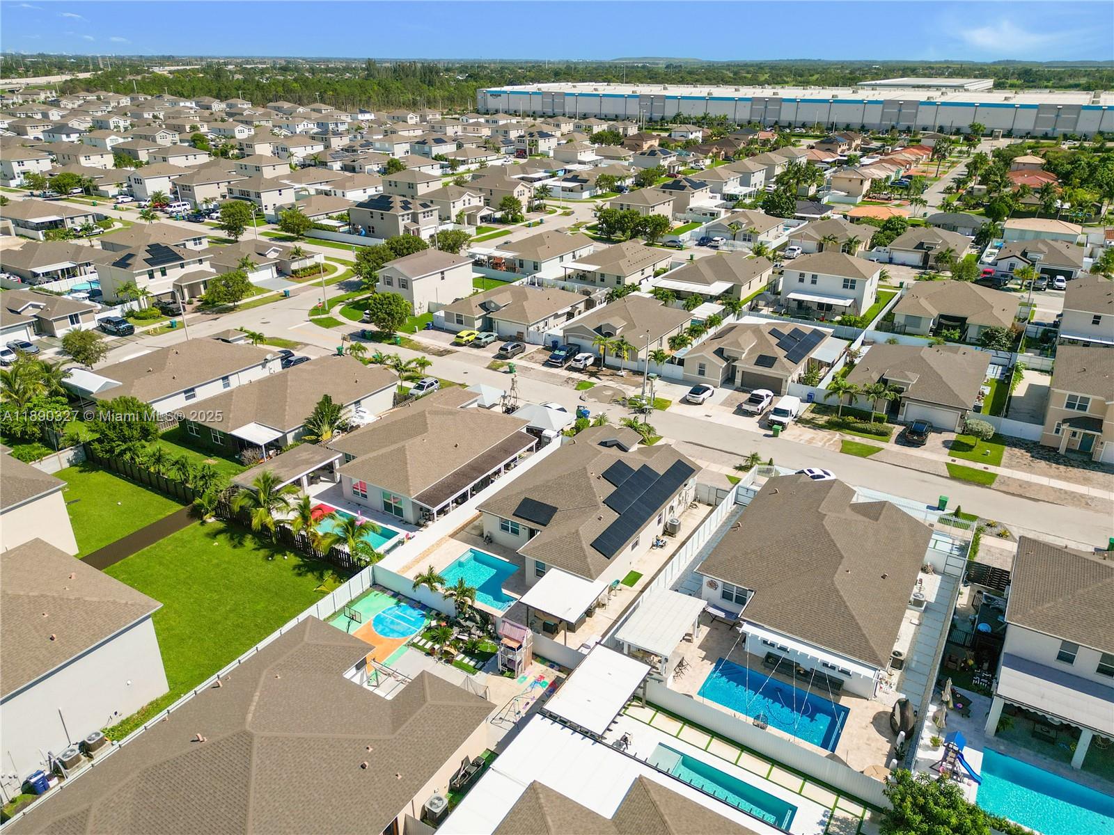 A H AT TURNPIKE SOUTH SEC - Residential