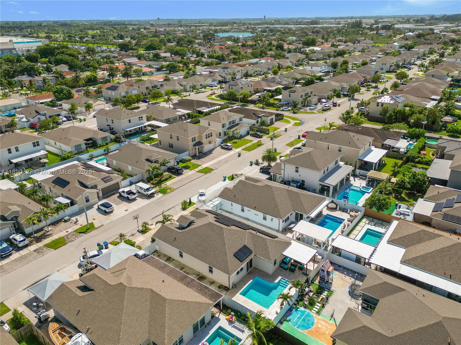 A H AT TURNPIKE SOUTH SEC - Residential