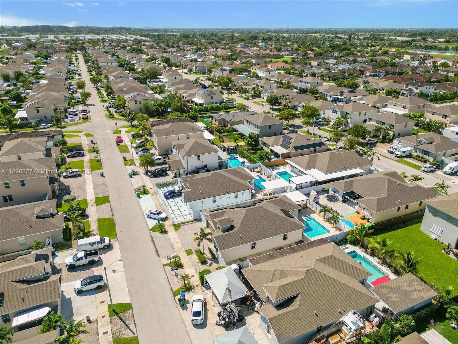 A H AT TURNPIKE SOUTH SEC - Residential