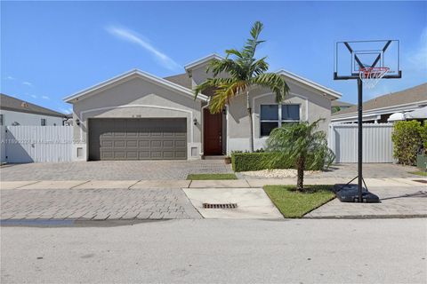 Photo of 27526 SW 133rd Pl, Homestead, FL 33032 (MLS # A11890327)