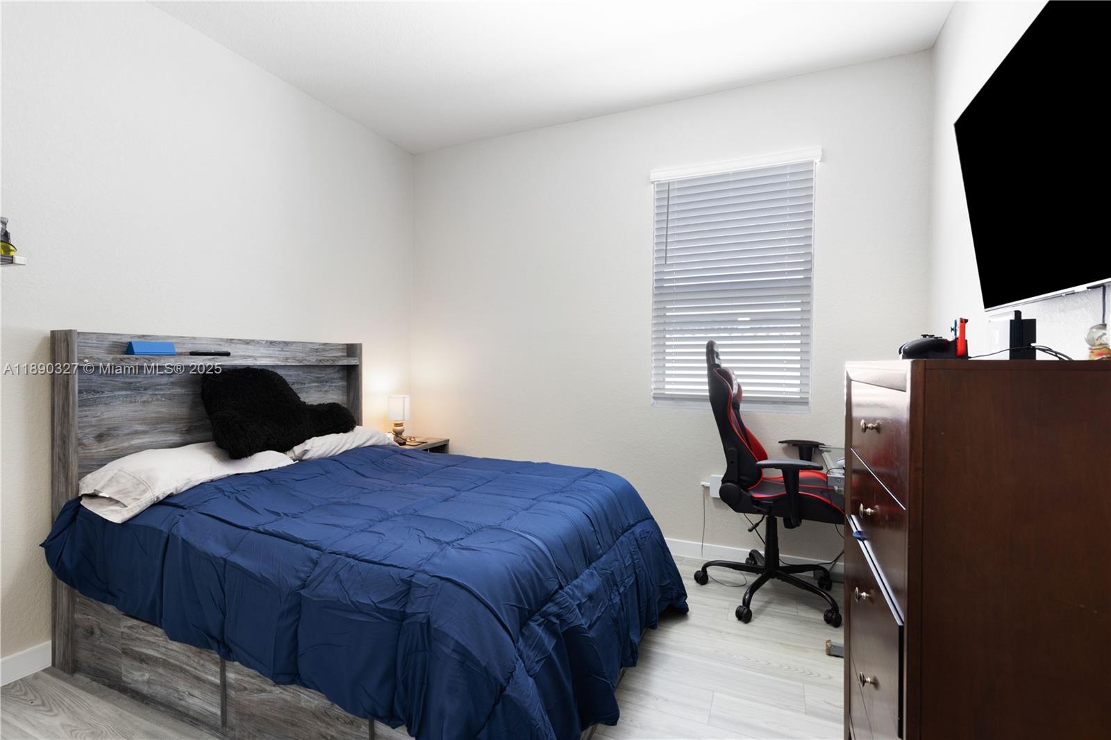 A H AT TURNPIKE SOUTH SEC - Residential