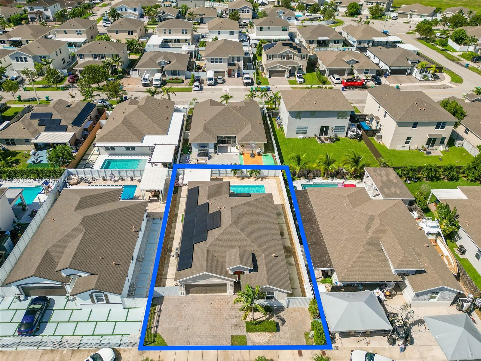 A H AT TURNPIKE SOUTH SEC - Residential