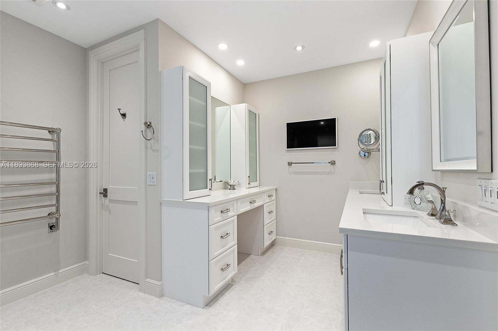 Sandy Depths - Residential