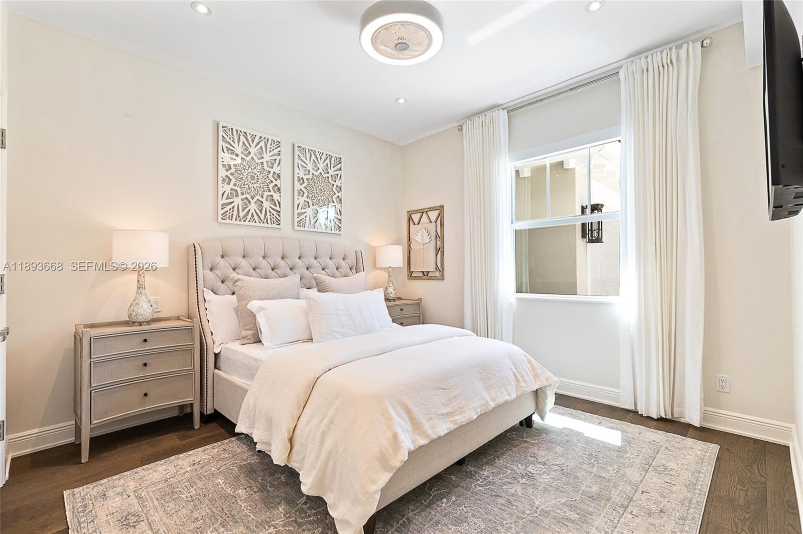 Sandy Depths - Residential