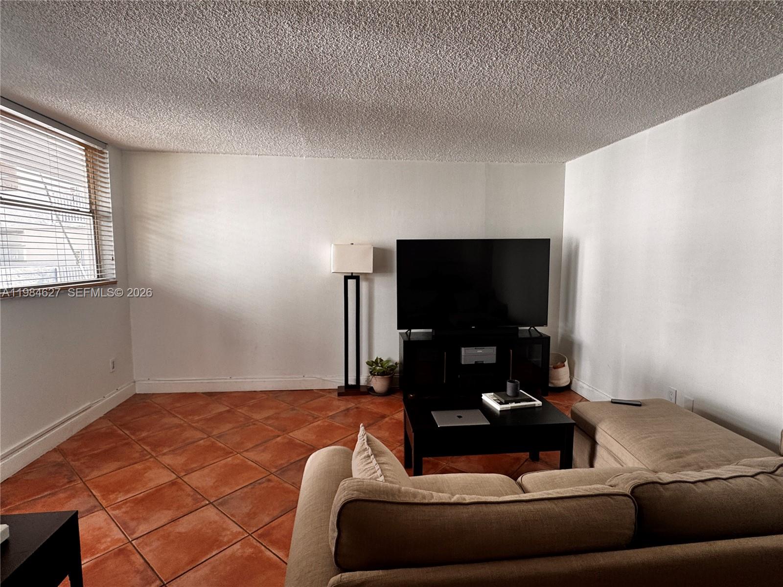 1801 S Treasure Dr 324