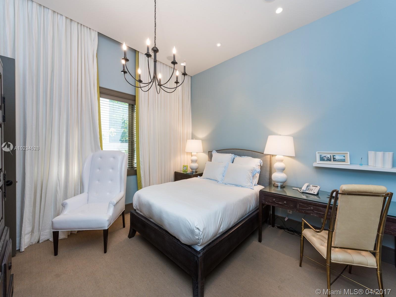 San Marino Island - Residential