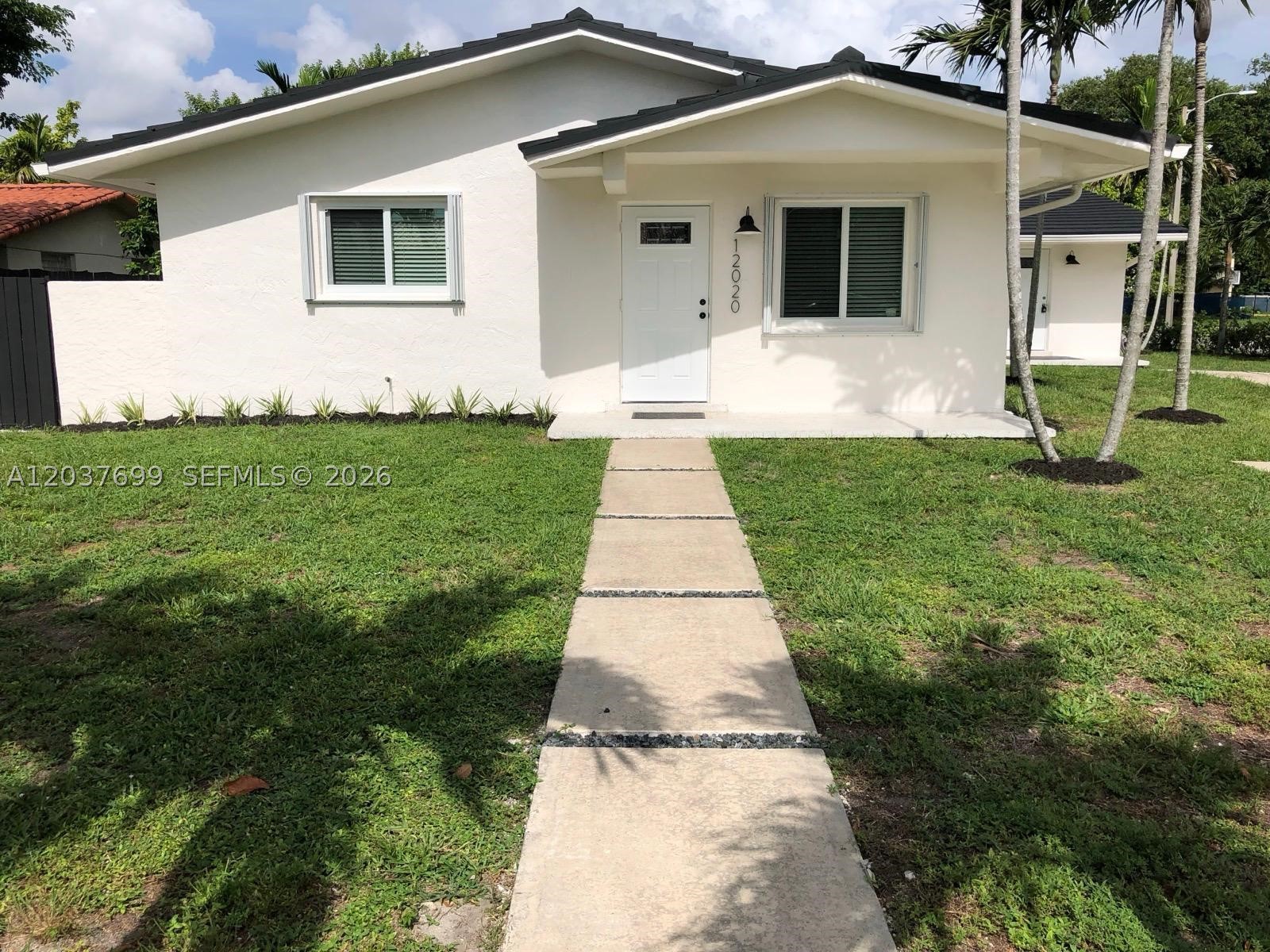 12020 NE 12th Ct 12020