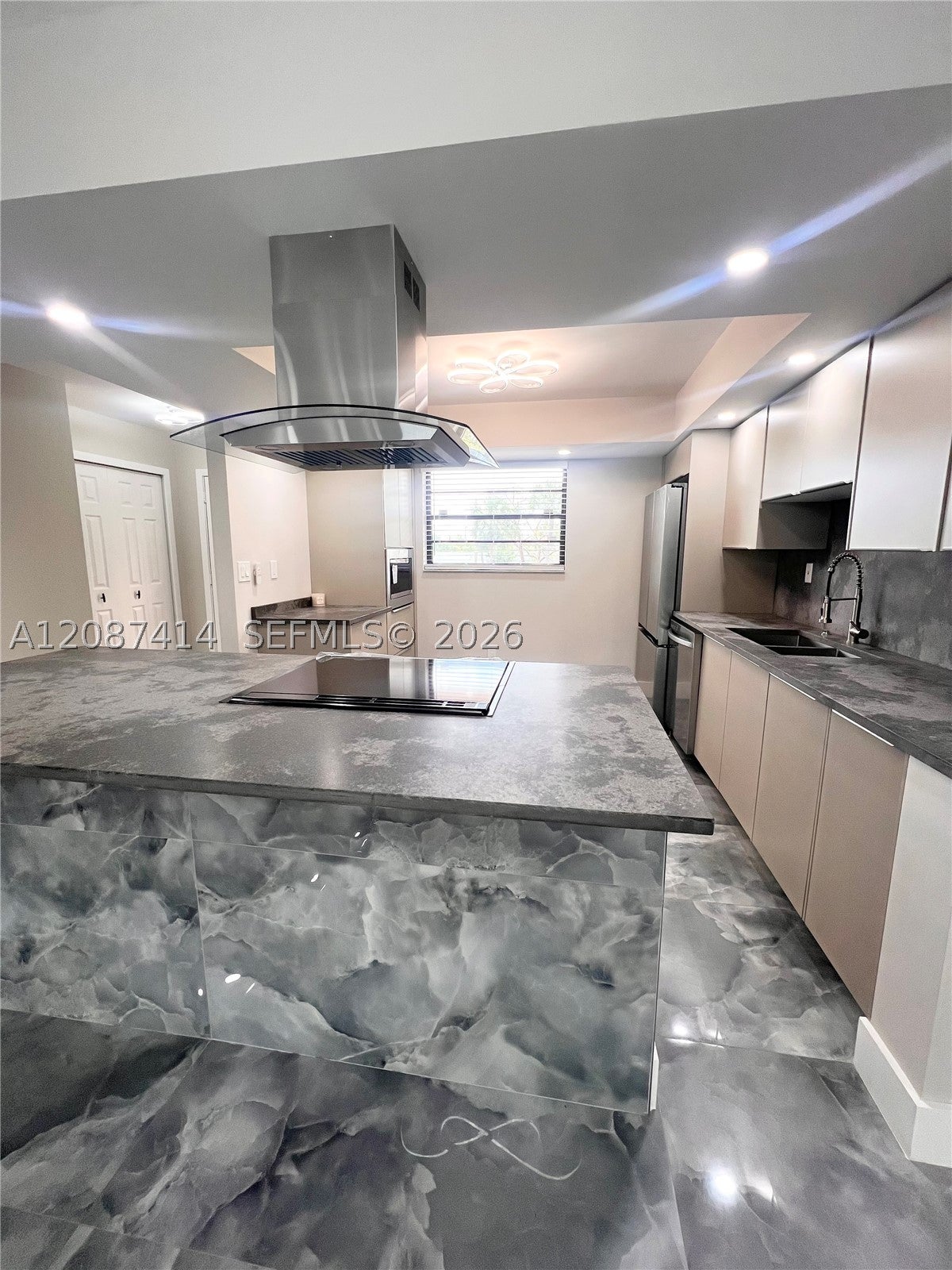 4930 E Sabal Palm Blvd 206