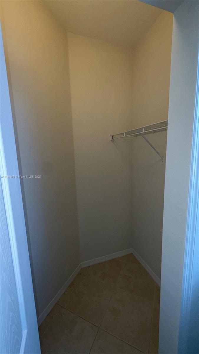 RIVERSIDE AT BISC NATL PK - Residential Lease