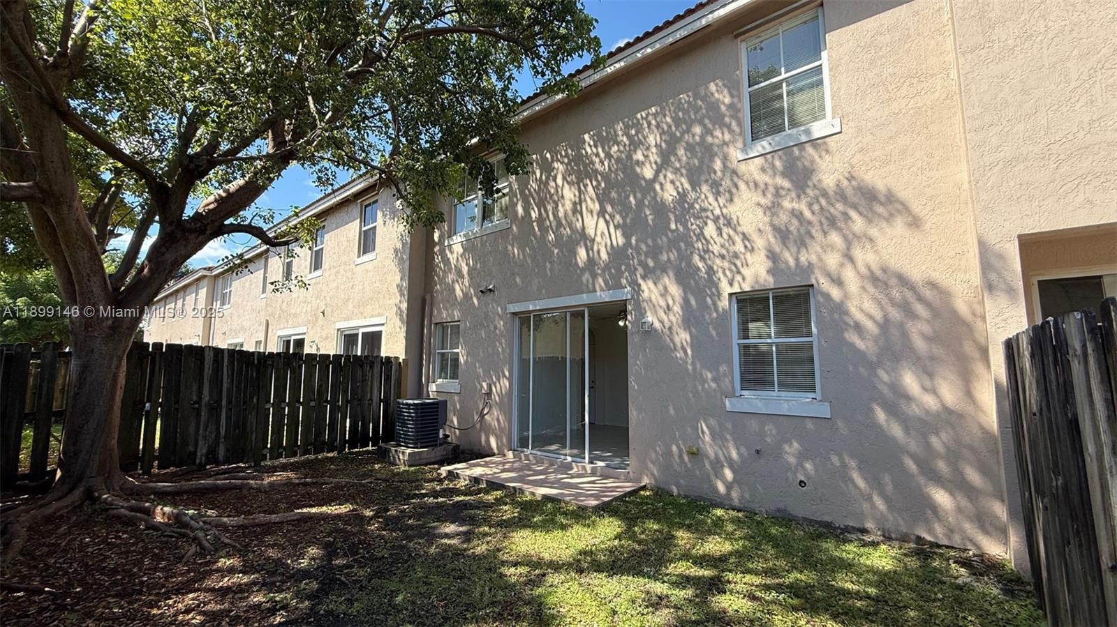 RIVERSIDE AT BISC NATL PK - Residential Lease