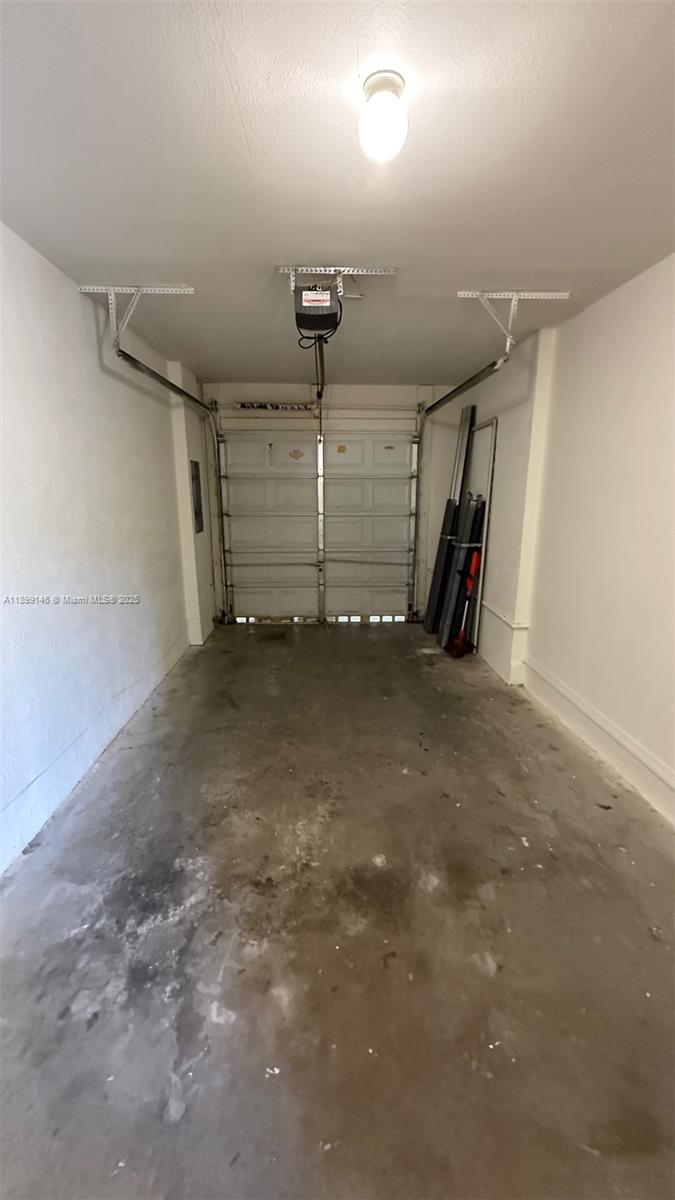 RIVERSIDE AT BISC NATL PK - Residential Lease