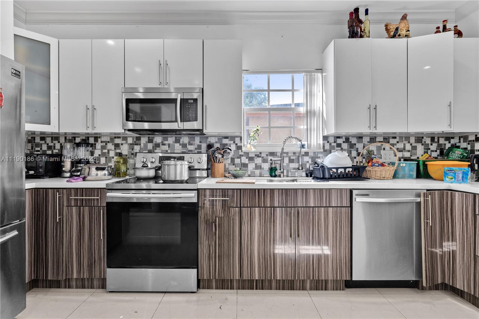 PINE HIGHLANDS - Residential