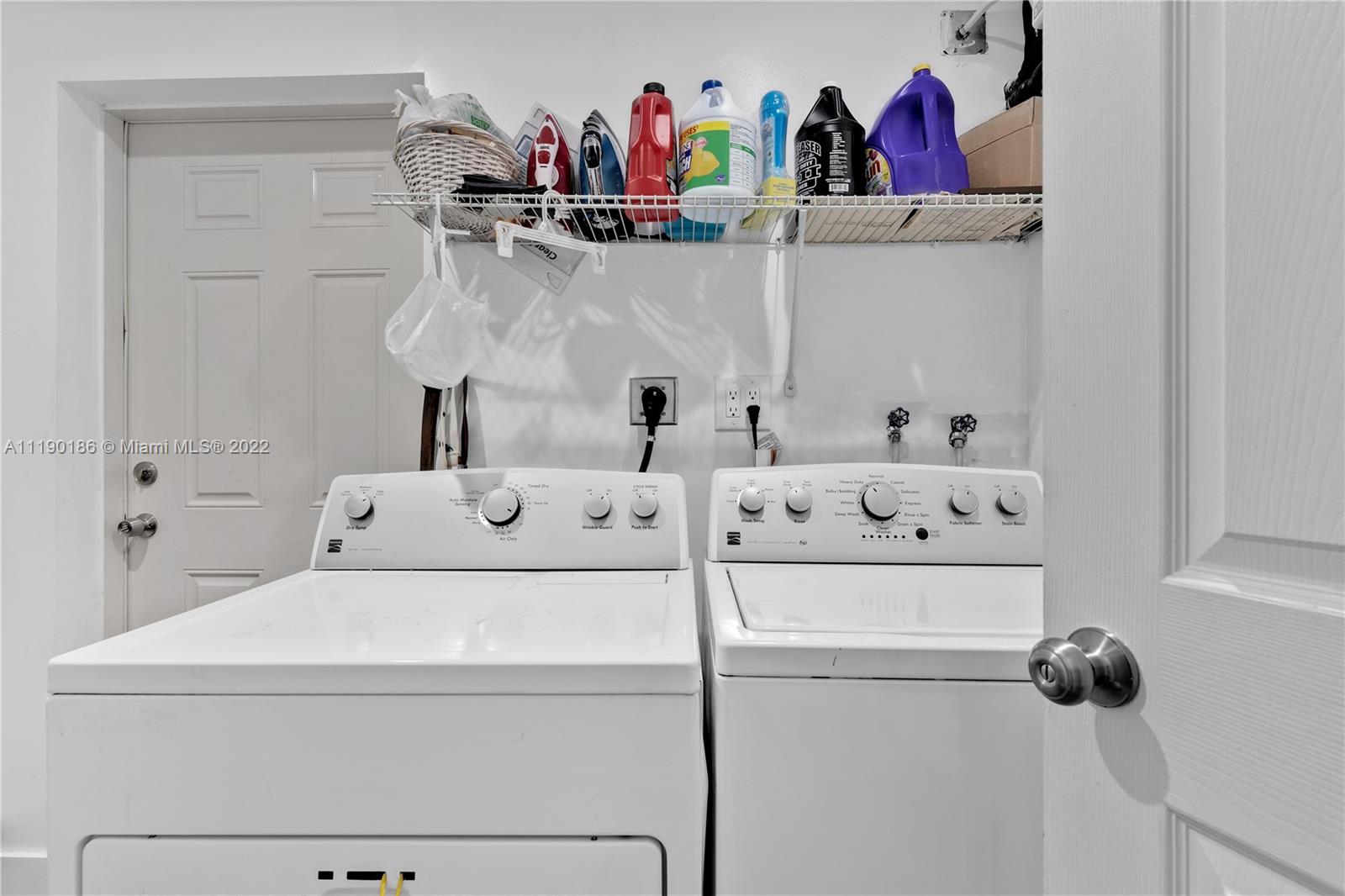 PINE HIGHLANDS - Residential