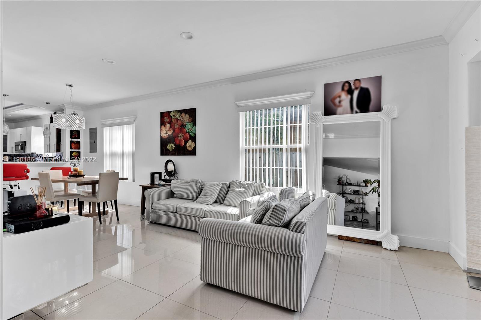 PINE HIGHLANDS - Residential