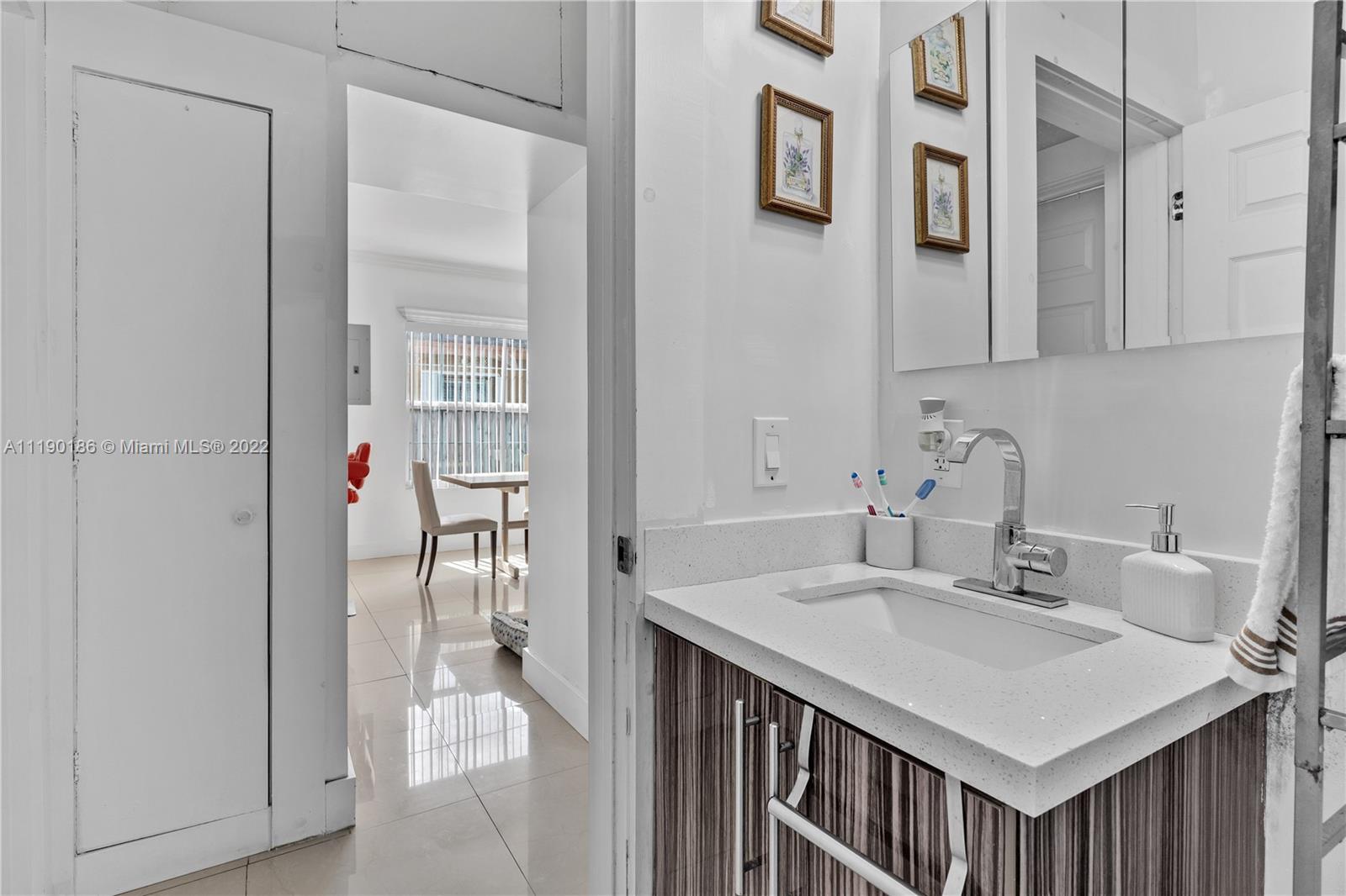 PINE HIGHLANDS - Residential