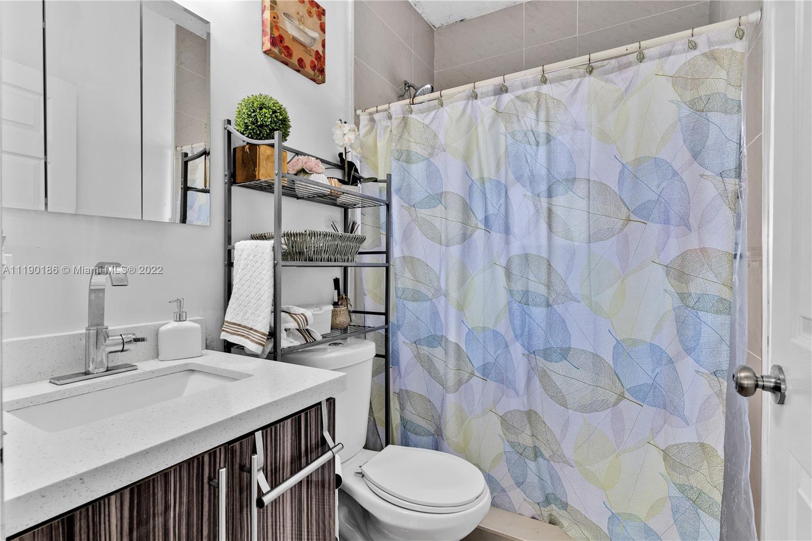 PINE HIGHLANDS - Residential