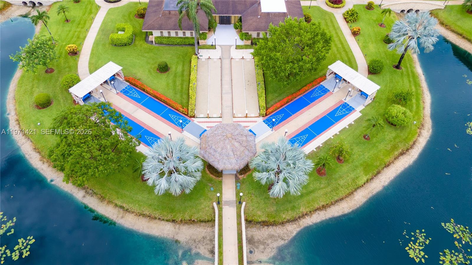 ALOHA GARDENS CONDO - Residential