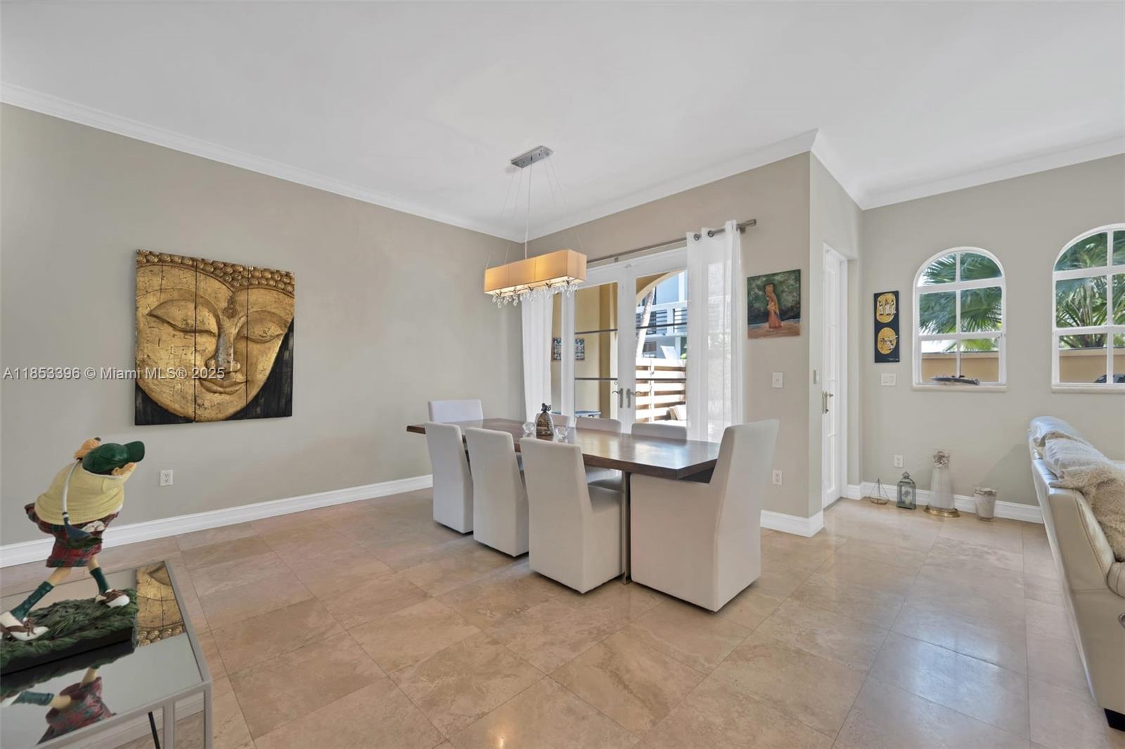 AVENTURA BAY TOWNHOMES - Residential