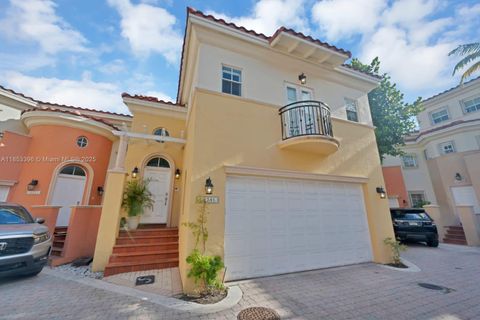 Photo of 18345 NE 30th Pl #18345, Aventura, FL 33160 (MLS # A11853396)