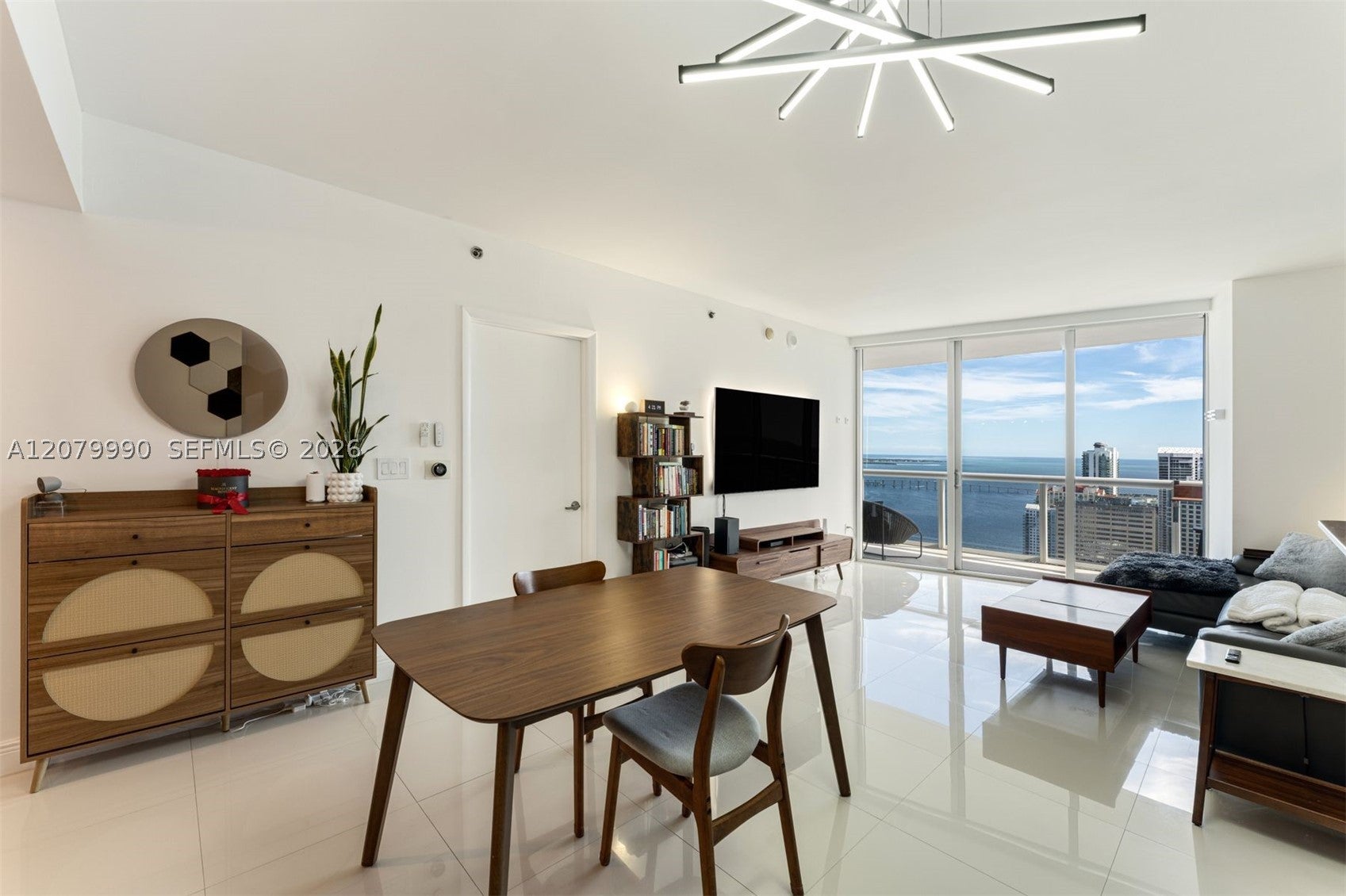 495 Brickell Ave 4709