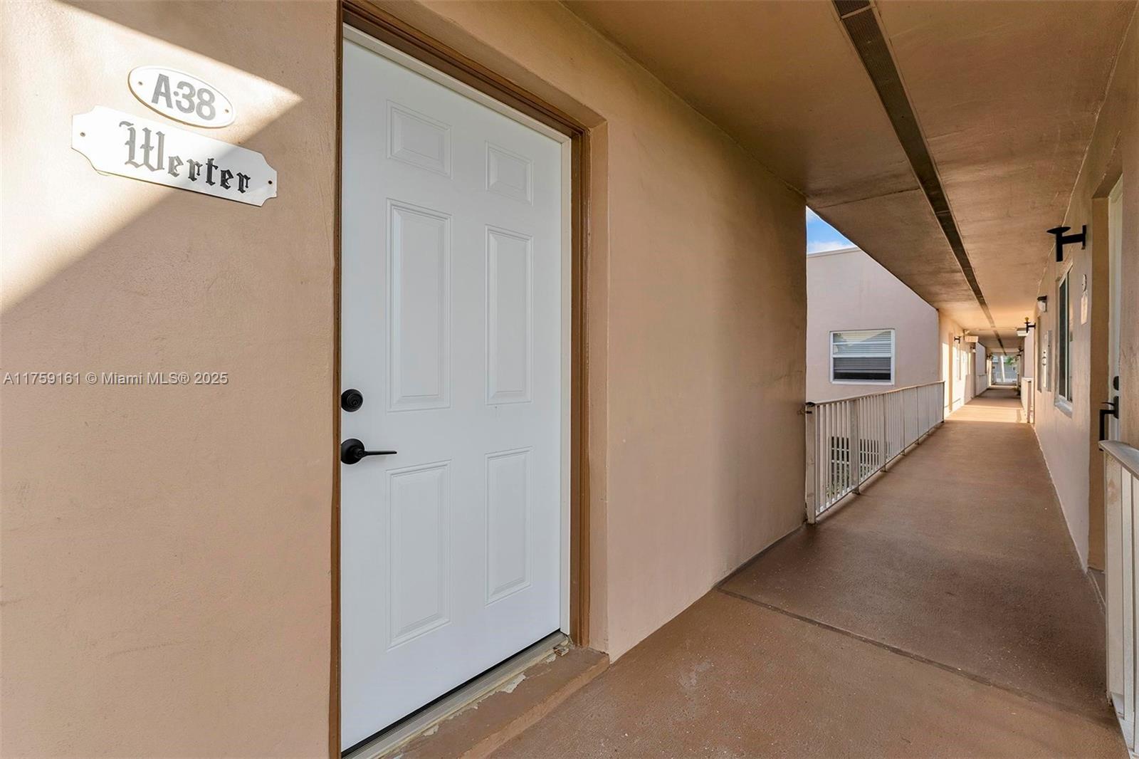 KINGS POINT FLANDERS COND - Residential