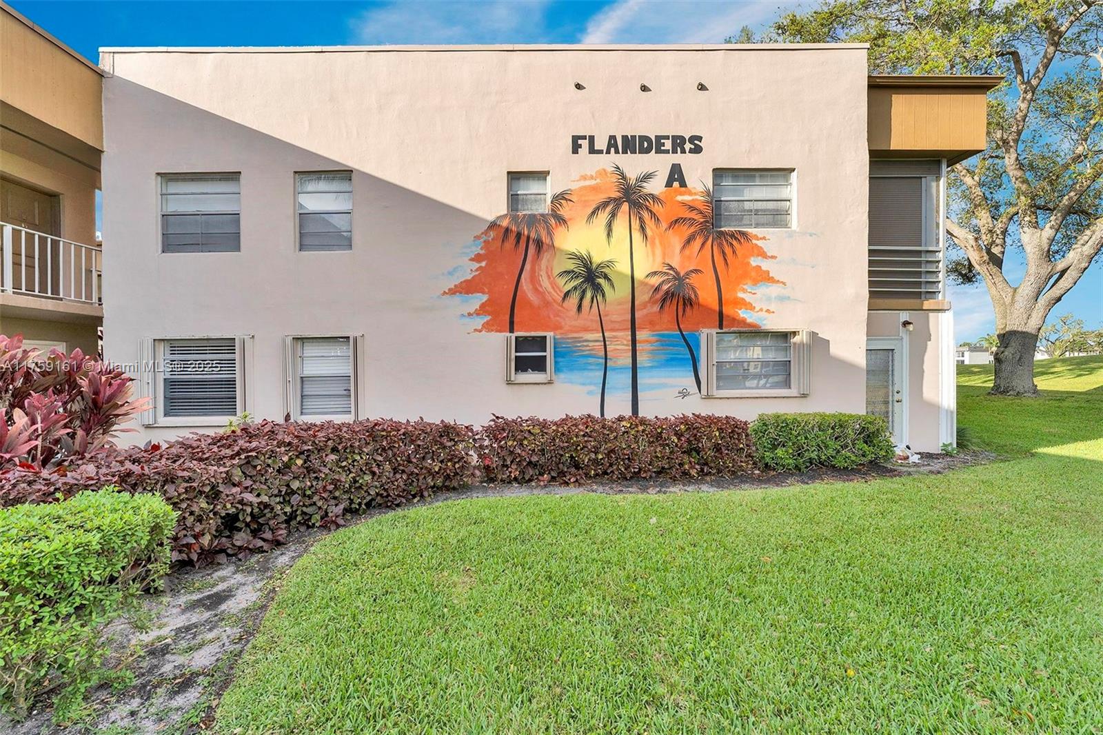 KINGS POINT FLANDERS COND - Residential