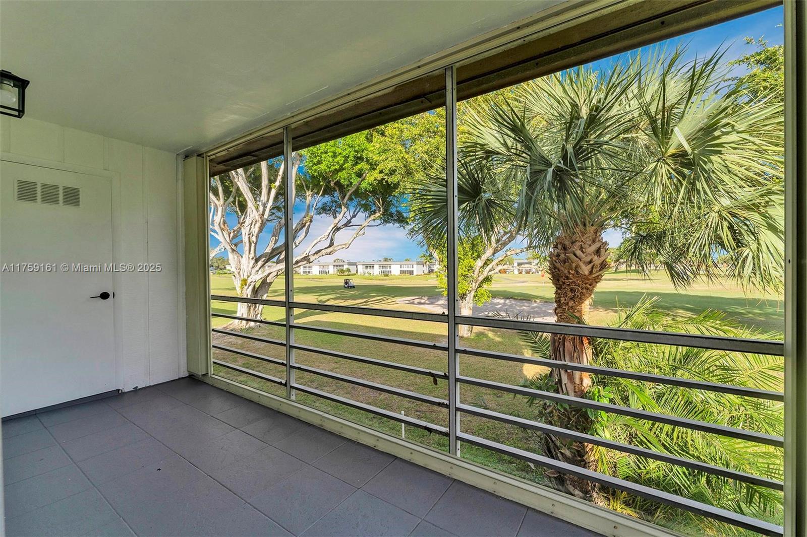 KINGS POINT FLANDERS COND - Residential