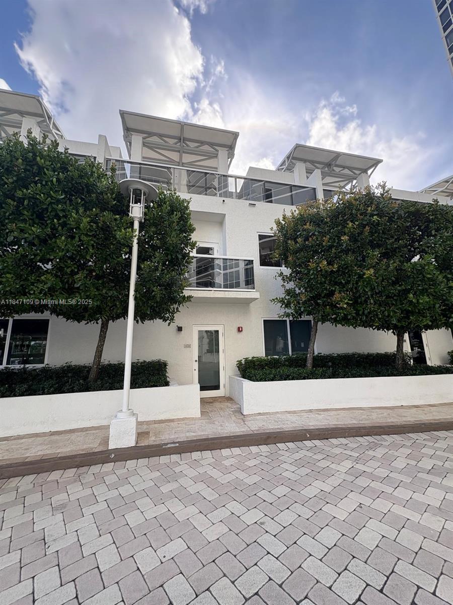 400 Alton Rd TH-3A