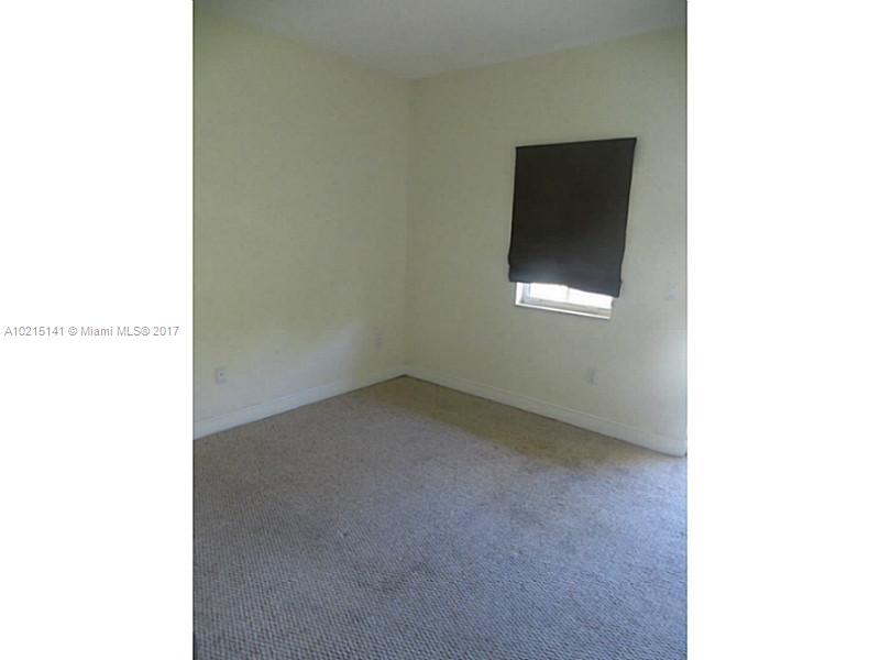 Roads End Village Condo - Residential Lease