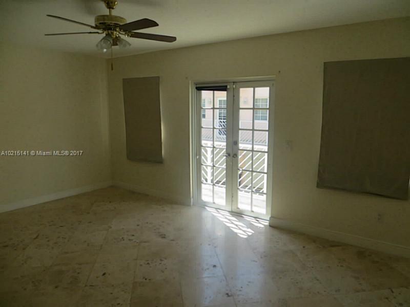 Roads End Village Condo - Residential Lease