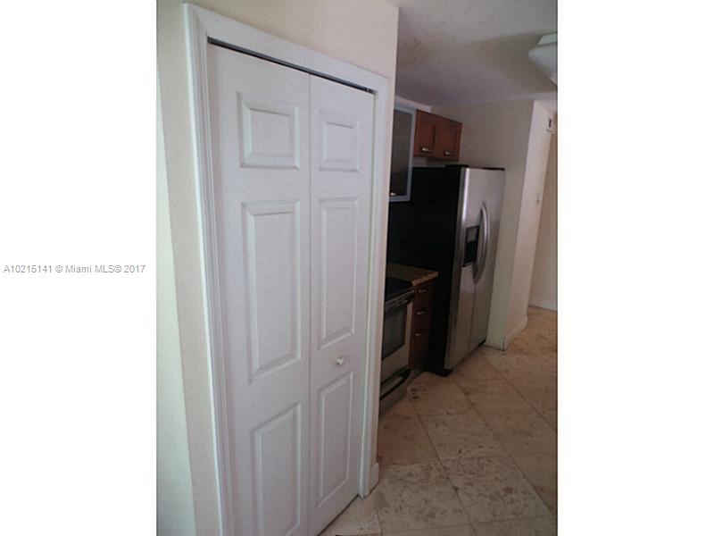 Roads End Village Condo - Residential Lease