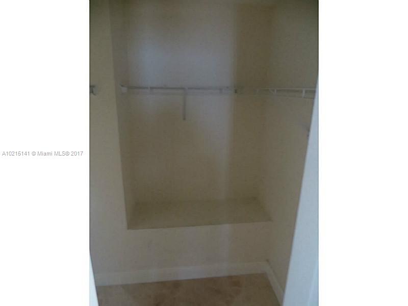 Roads End Village Condo - Residential Lease