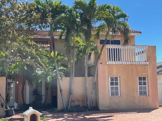 Property for Sale at 5701 Sw 130th Pl, Miami, Broward County, Florida - Bedrooms: 4 
Bathrooms: 3  - $699,000