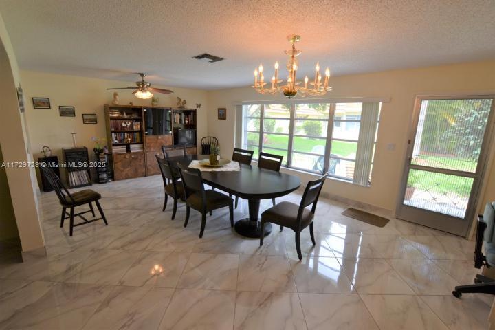 CRESTHAVEN CONDO TOWNHOME - Residential Lease