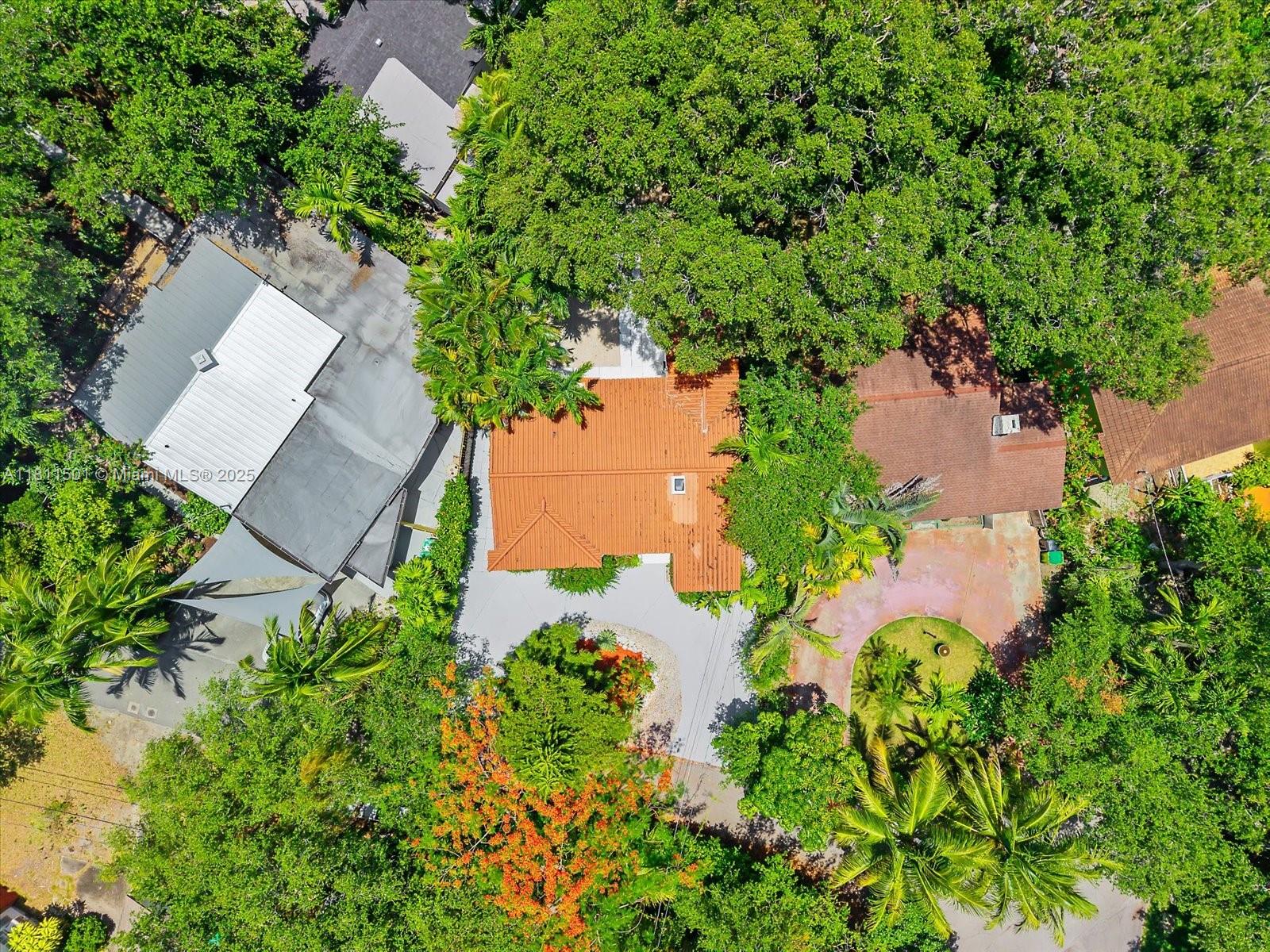 SHERWOOD FOREST - Residential