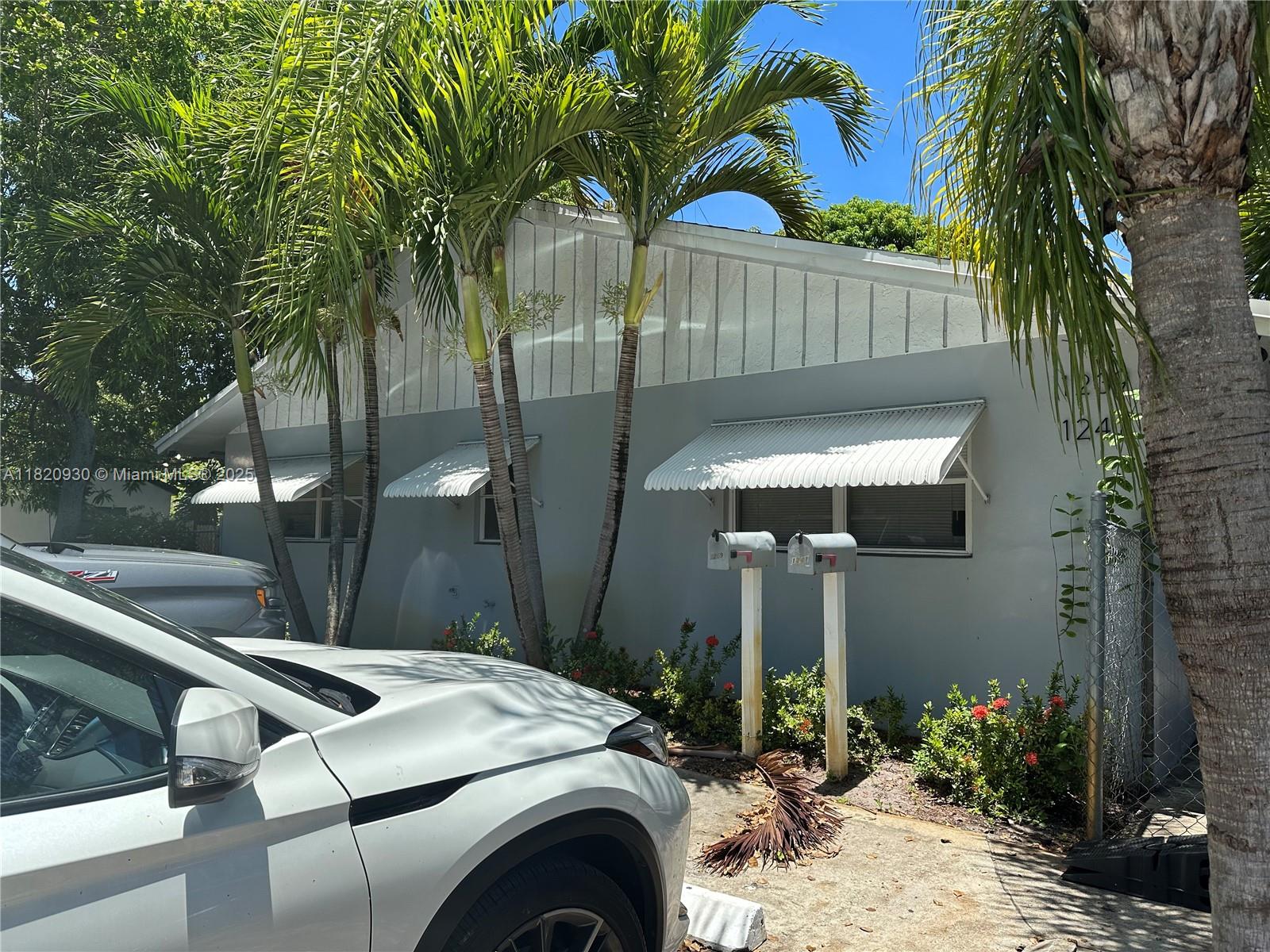 1241 Ne 2nd Ave 1241, Fort Lauderdale, Broward County, Florida - 2 Bedrooms  
2 Bathrooms - 