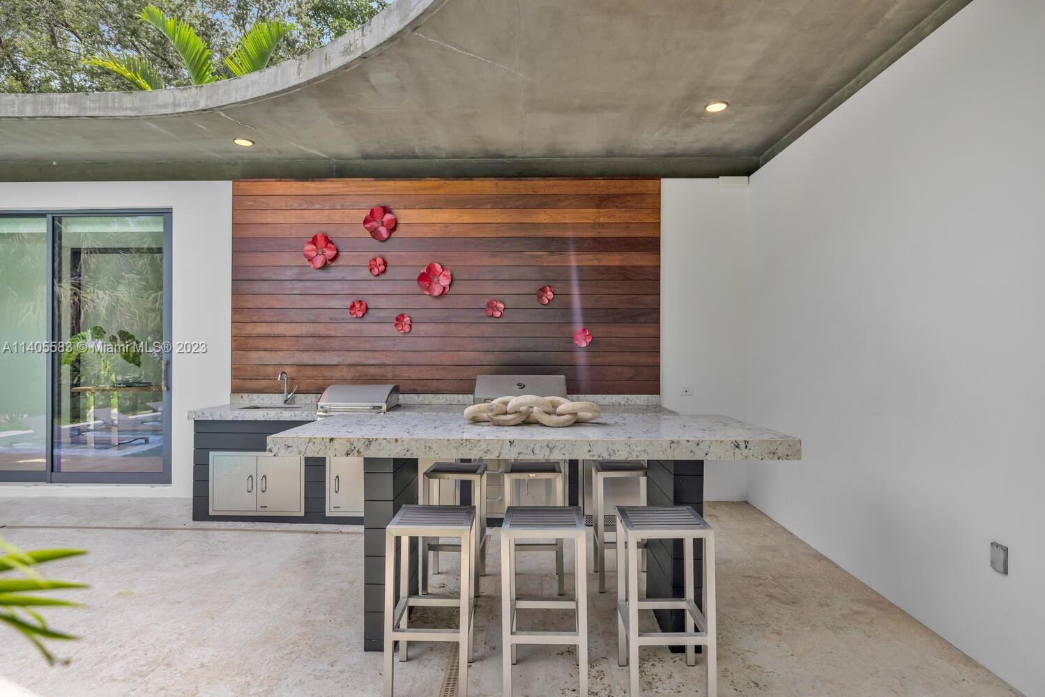 PINE TREE ESTATES - Residential