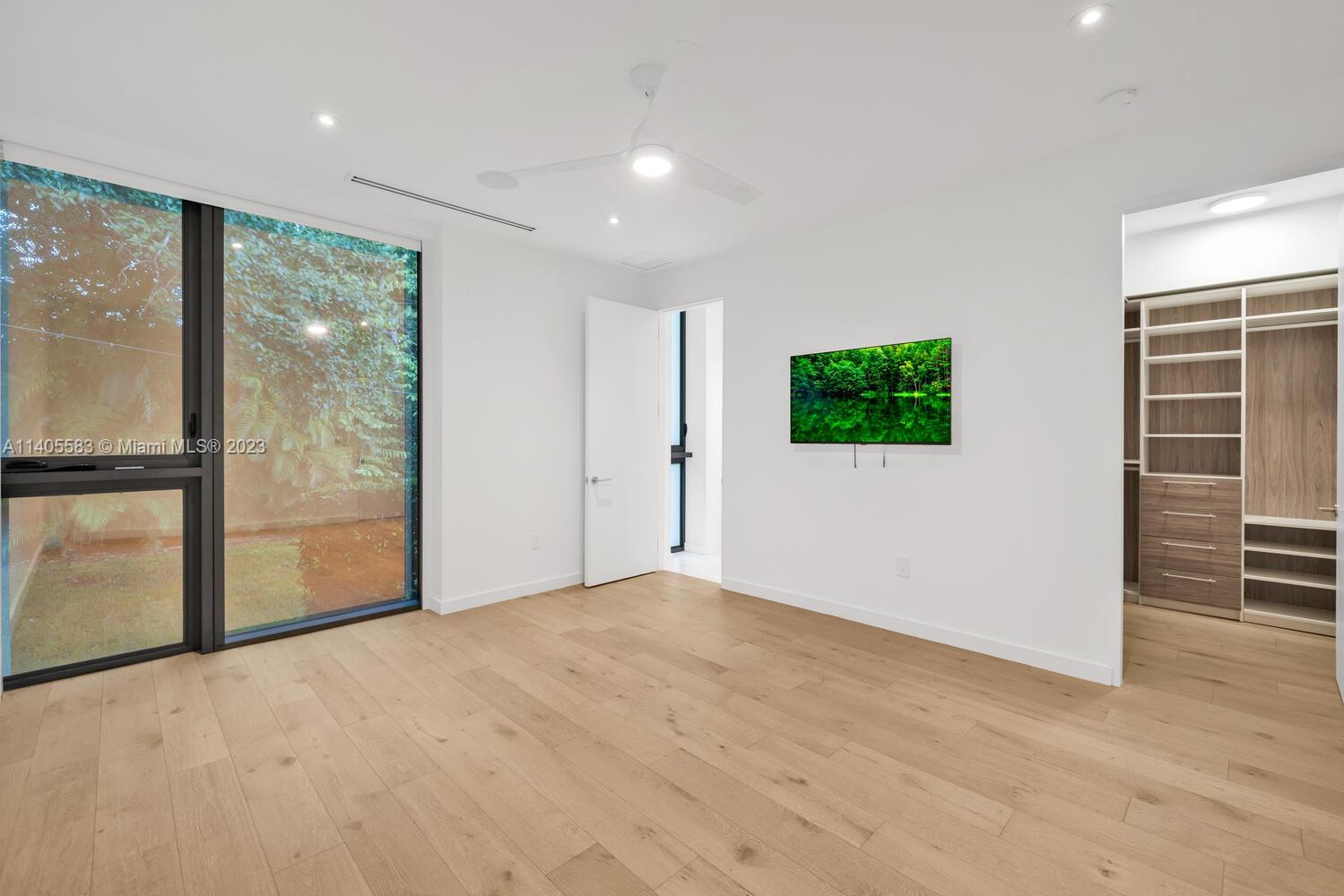 PINE TREE ESTATES - Residential