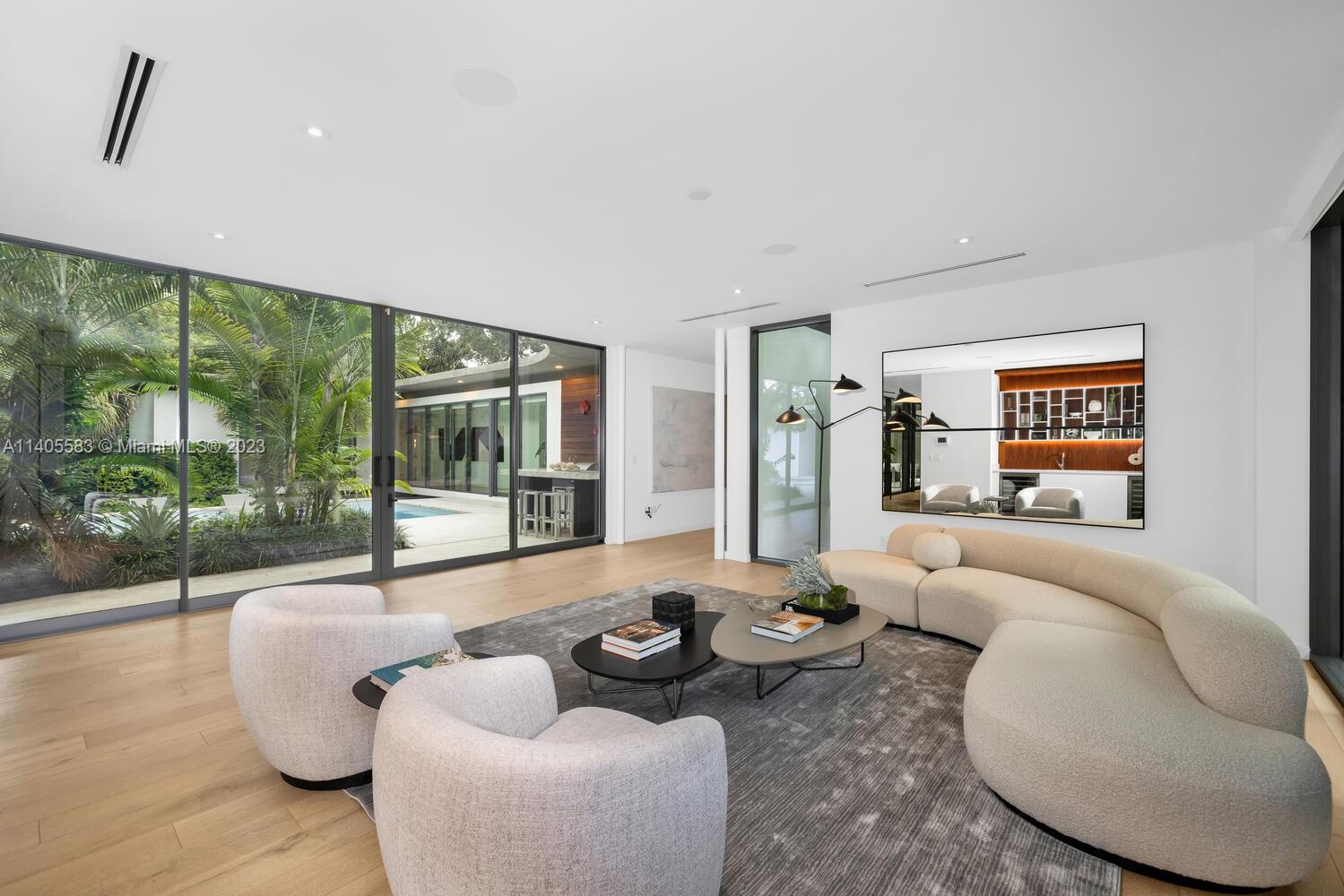 PINE TREE ESTATES - Residential