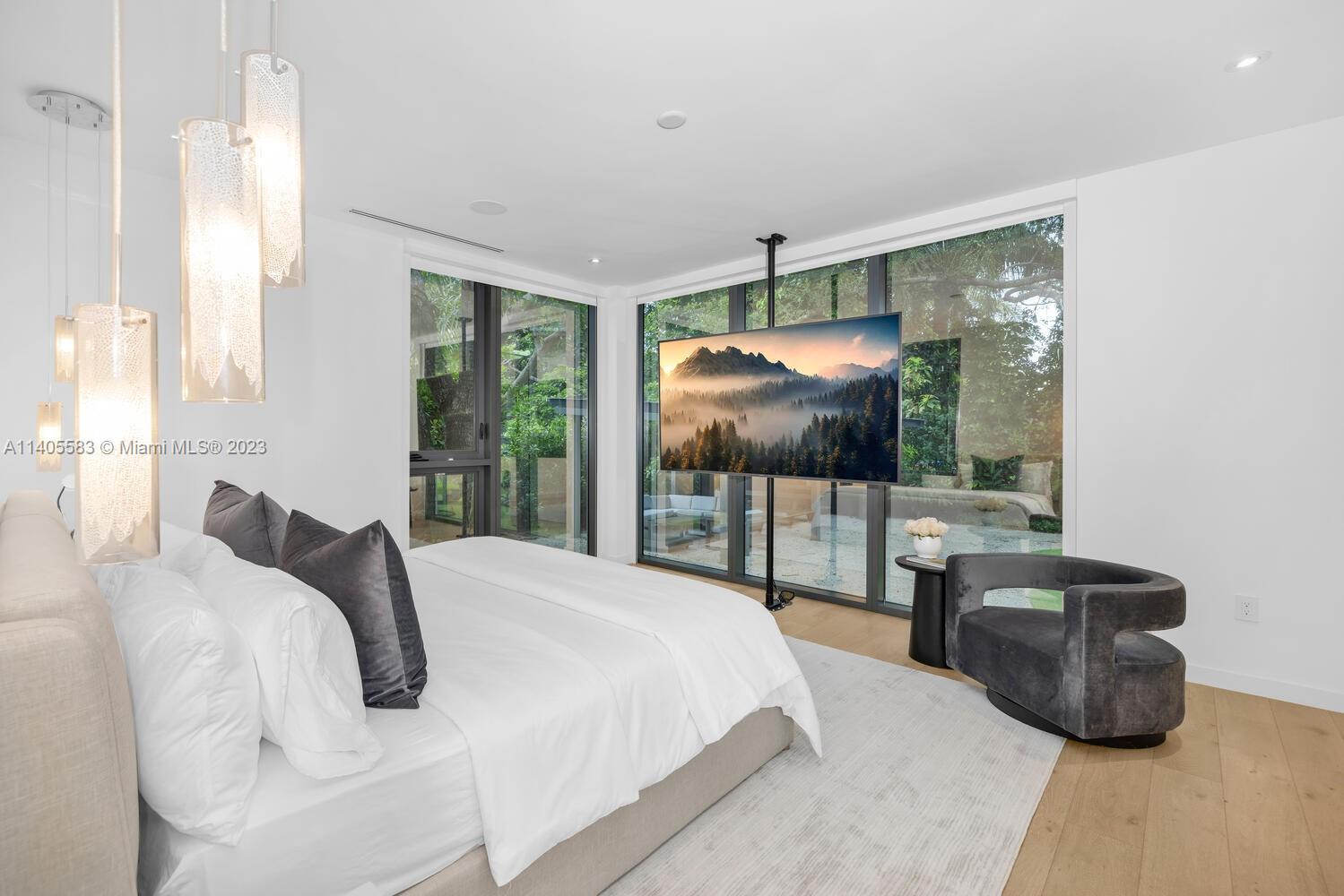 PINE TREE ESTATES - Residential