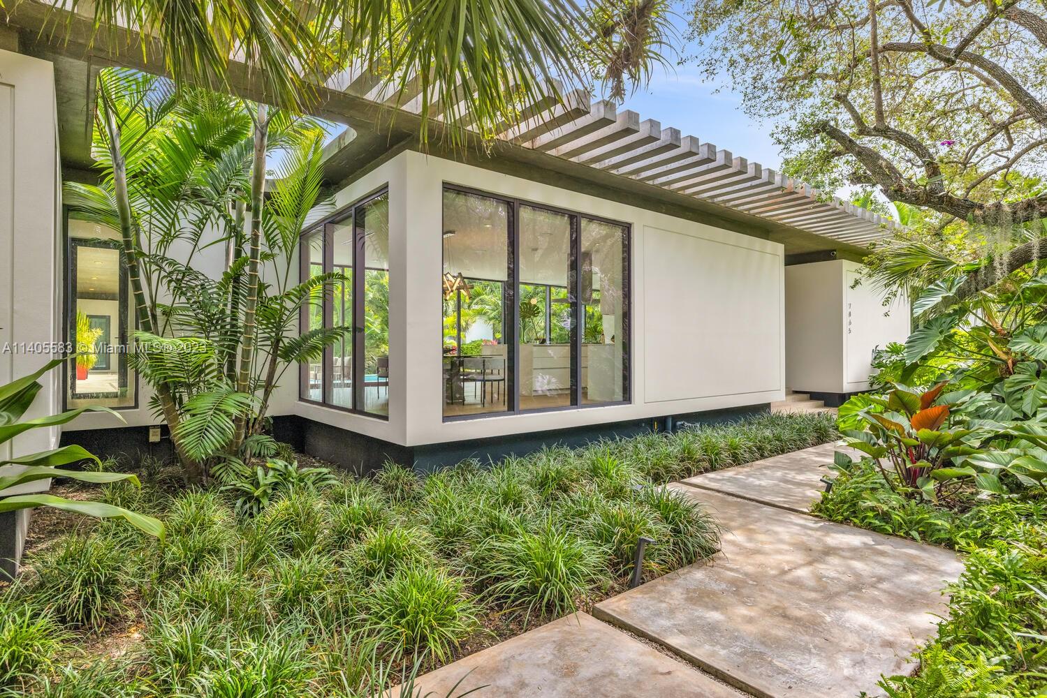 PINE TREE ESTATES - Residential