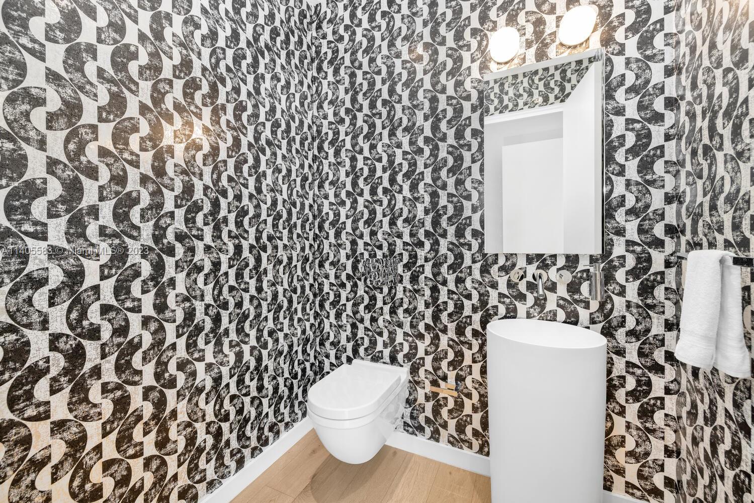 PINE TREE ESTATES - Residential