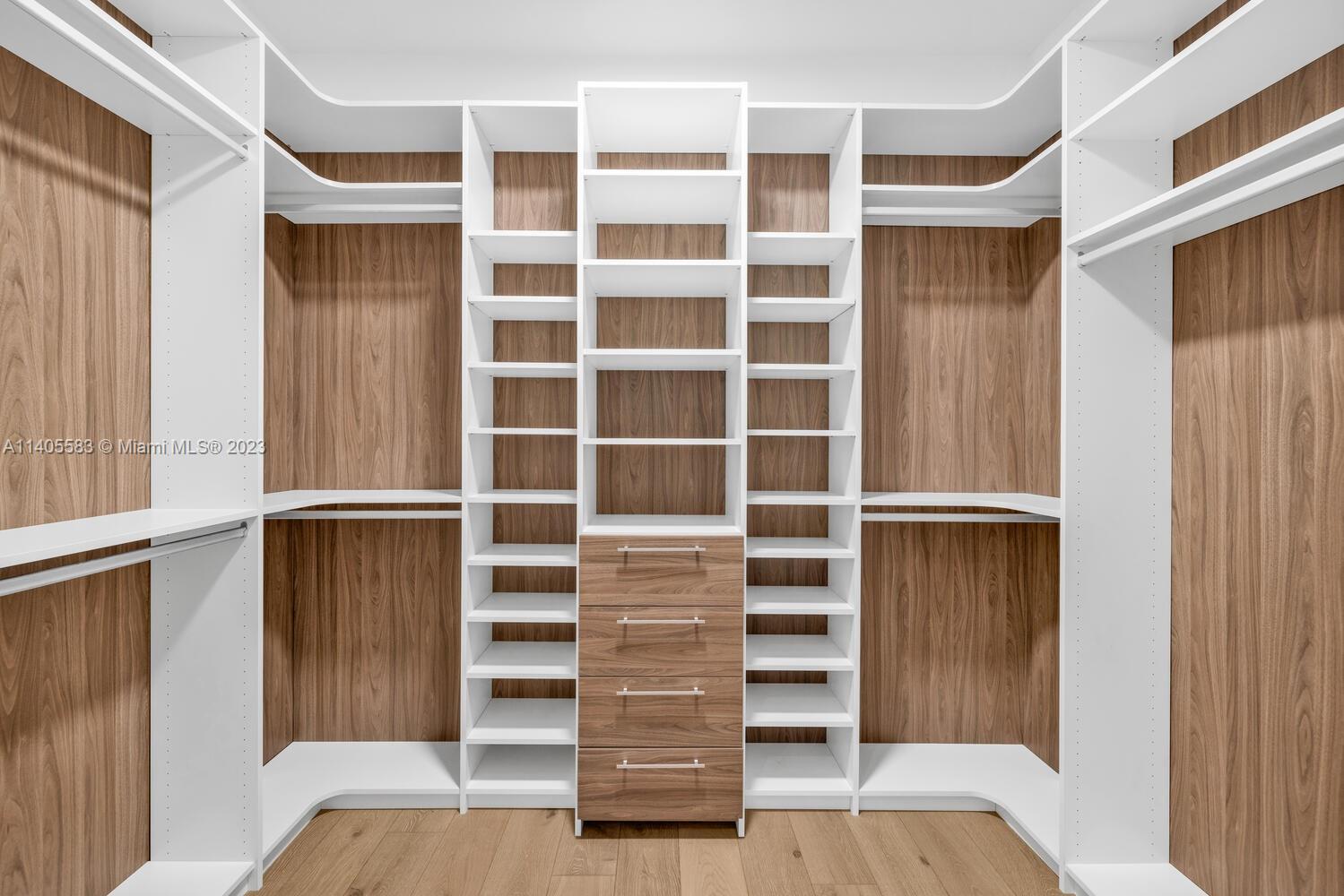 PINE TREE ESTATES - Residential