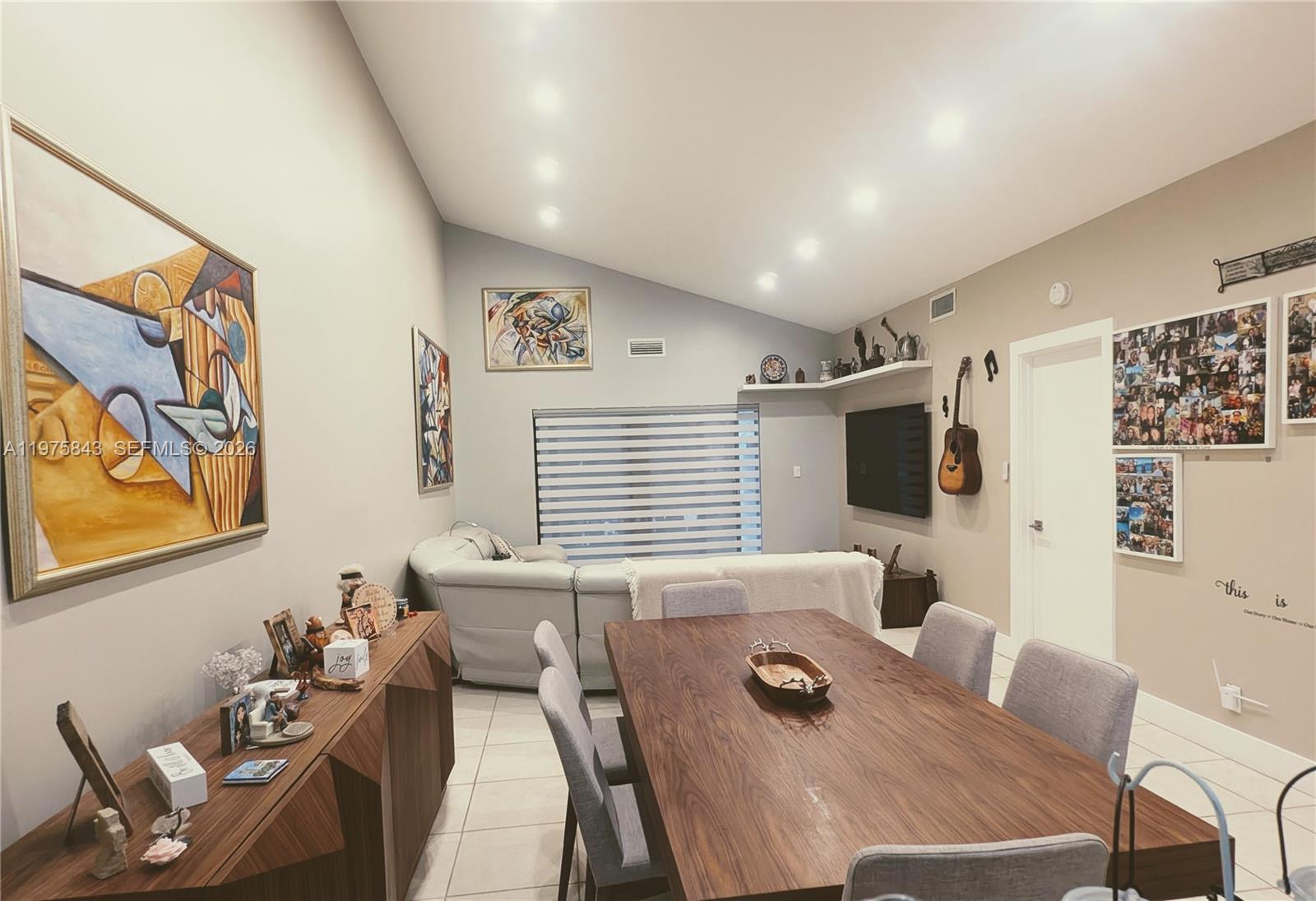 VILLAS OF BONAVENTURE AT - Residential Lease