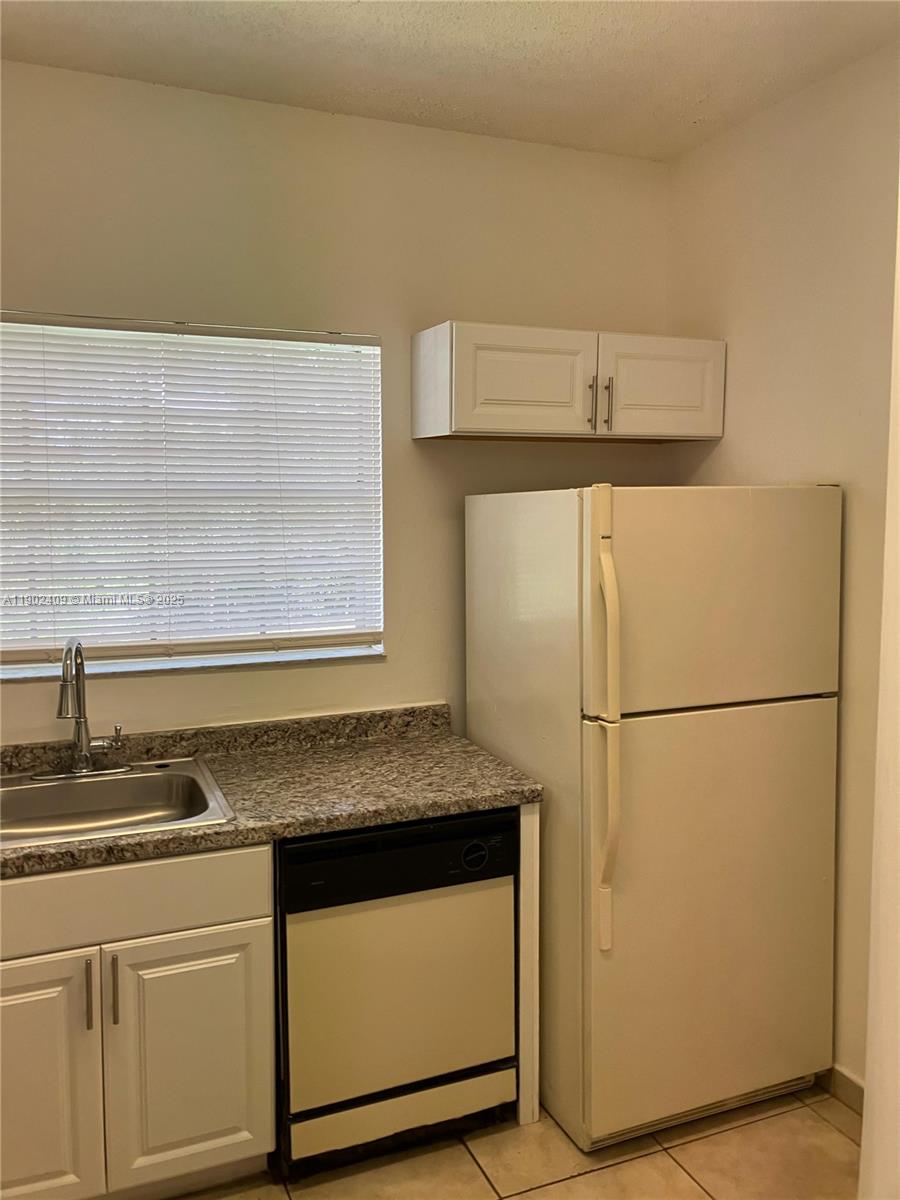 WATERS EDGE AT DEERFIELD - Residential Lease